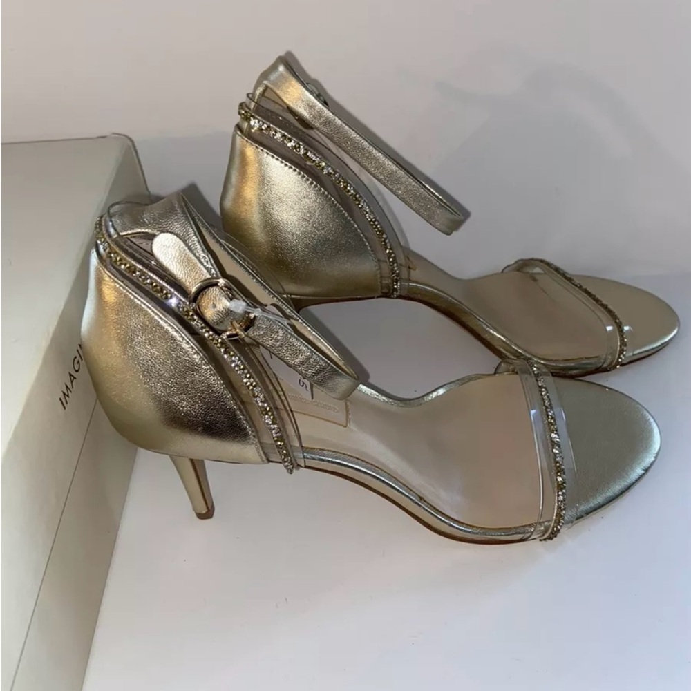 New w Tags Imagine Vince Camuto Phillipa Gold Leather Dress Heels 8.5M